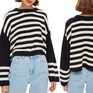 Topshop Navy and White Striped Cropped Sweater. Never worn. US 6, UK 10, EUR 38